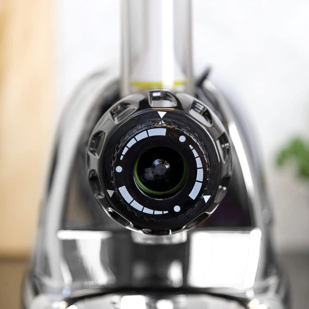 Omega Cold Press Juicer Machine, Vegetable and Fruit Juice Extractor and Nutrition System Makes Nut Milks Baby Food and Sorbets, Triple-Stage 80-RPM Slow Masticating Juicer, 200-Watts, Chrome