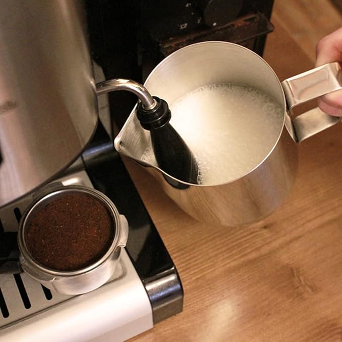 900ml Stainless Steel Milk Frothing Pitcher with Measurement Marks, 32oz Steaming Pitcher for Coffee, Cappuccino, Latte Art Milk Jug Cup for Home & Professional Use (1)