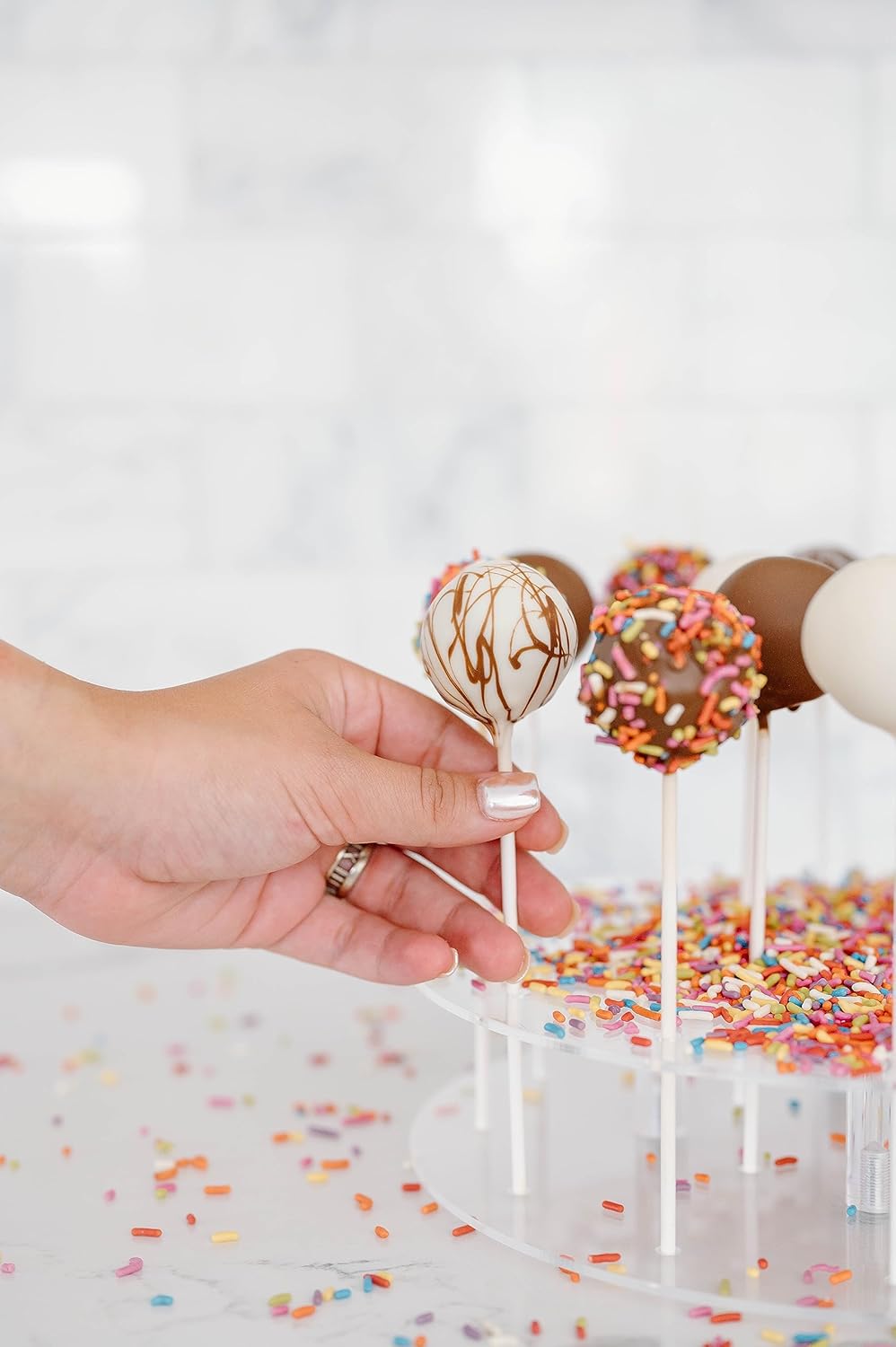 Classic Vanilla Cake Pop Kit - White Chocolate Coating