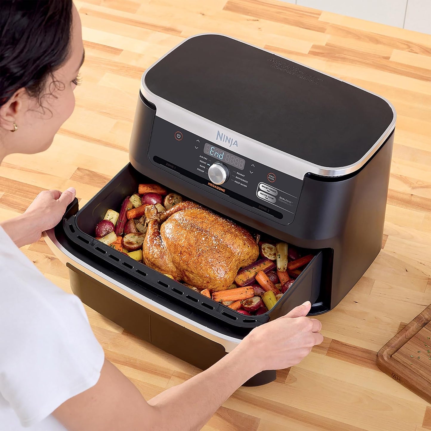 Ninja Foodi 11 Quart 7-in-1 MegaZone XL FlexBasket Air Fryer, Basket Divider for Full Meals, Air Fry, Roast, Grey (Renewed)
